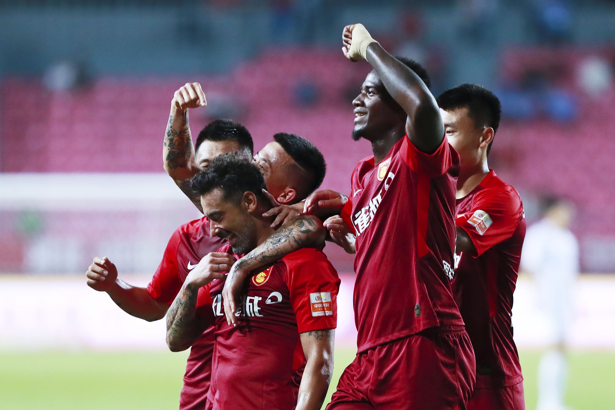 弗兰克：上半场本该很轻松打进第二球，会加强终结能力的训练