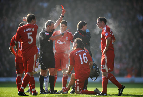 冰雪：张家口滑雪场迎来游客高峰