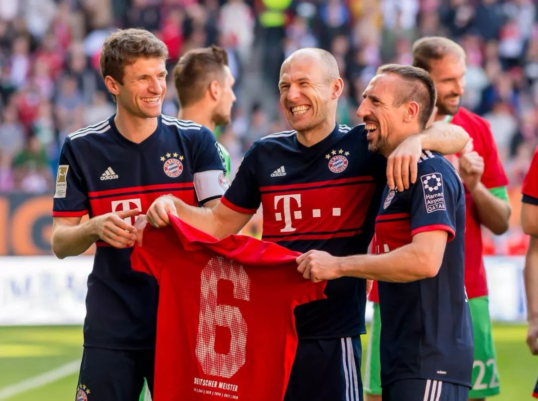 东契奇空砍38+10+10：湖人输西部第二之争 狂送7失误成瑕疵